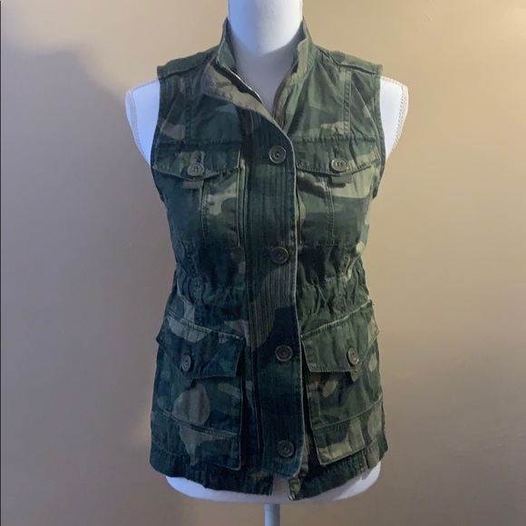 Abercrombie & Fitch Jackets & Blazers - Abercrombie & Fitch vest